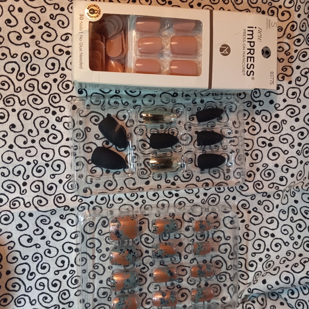 3 sets Fake Nails - Picture 4 of 4